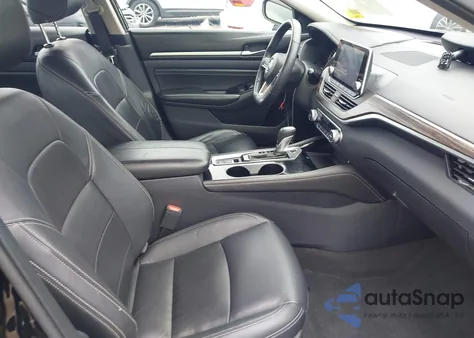 2021 Nissan Altima Platinum Intelligent Awd z USA, uszkodzony, nr VIN 1N4BL4FW5MN418460